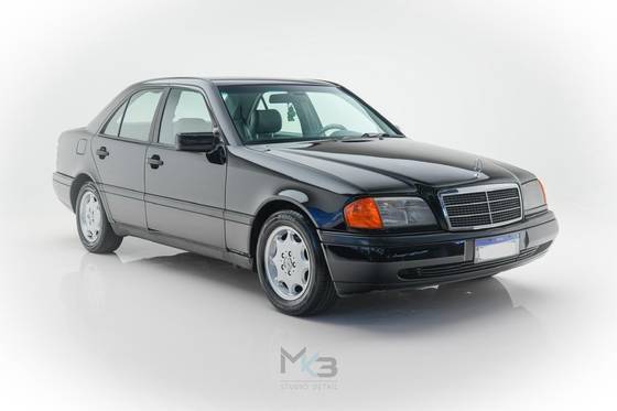 MERCEDES-BENZ C 180 1.8 CLASSIC PLUS GASOLINA 4P MANUAL